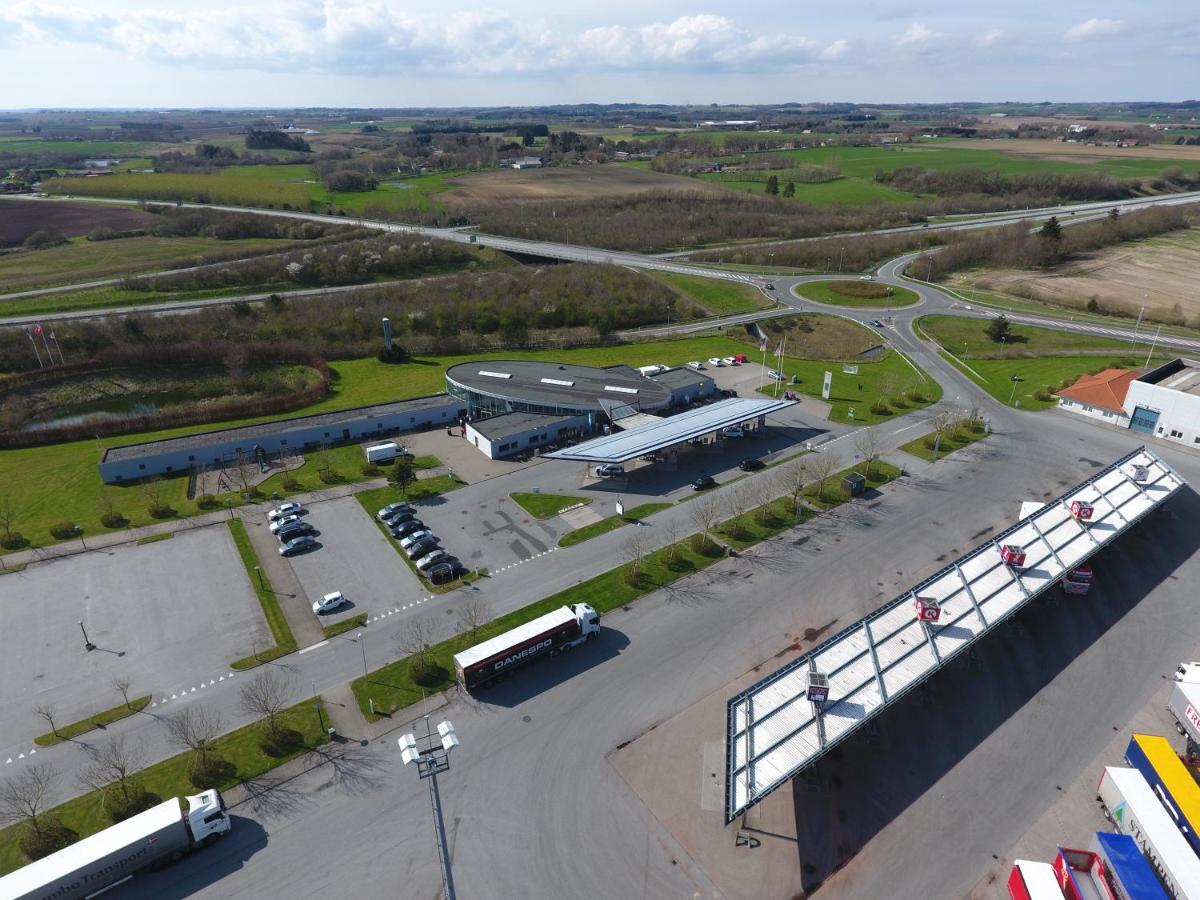 Motel Trafikcenter Saeby Zewnętrze zdjęcie